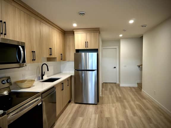 Modern Luxury Basement Suite