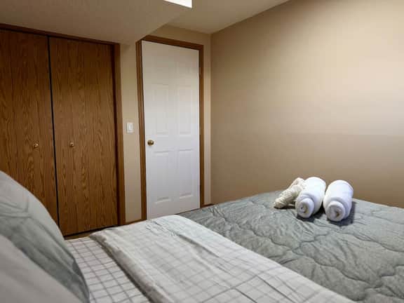 Spacious 1 Bedroom apartment in Hidden Way.