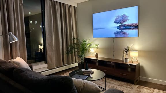 Urban Downtown Condo with Panoramic Views